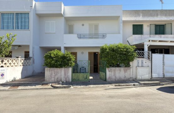 Casa al piano terra in vendita a San Foca